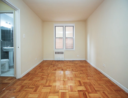  Parsons Blvd   Queens, NY 11354, MLS-RD1689-3