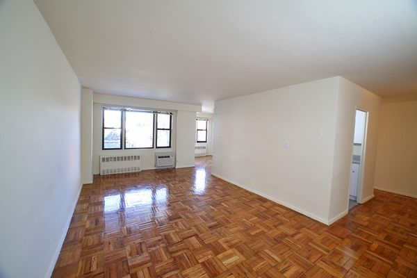 Apartment Colden St   Queens, NY 11355, MLS-RD1700-4