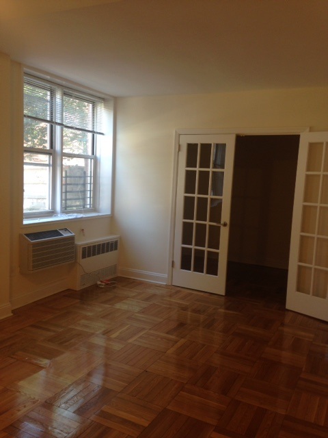 Apartment 150 St  Queens, NY 11367, MLS-RD1856-6