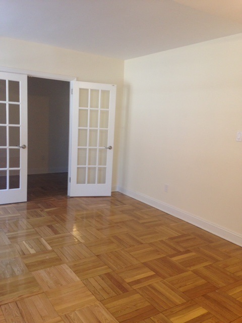 Apartment 150 St  Queens, NY 11367, MLS-RD1856-7