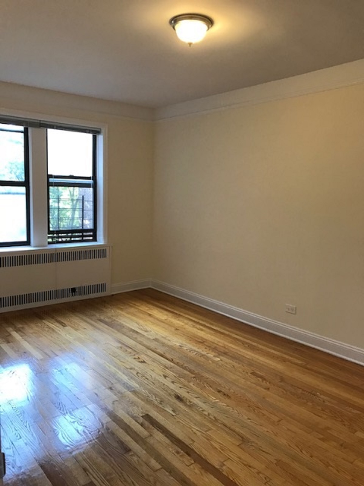  32nd Ave  Queens, NY 11377, MLS-RD1859-8