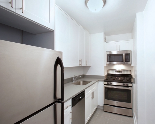 Apartment Colden Street  Queens, NY 11355, MLS-RD1885-2