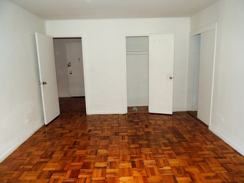 Apartment Parsons Blvd  Queens, NY 11354, MLS-RD1886-8