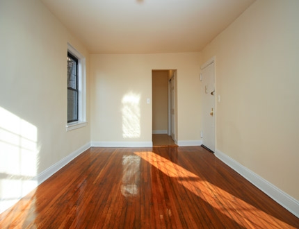 Apartment 79th Street  Queens, NY 11372, MLS-RD1894-5