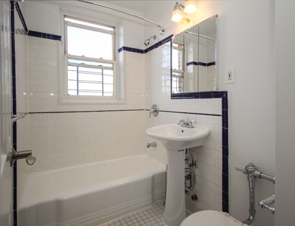 Apartment in Flushing - 147th Street  Queens, NY 11354