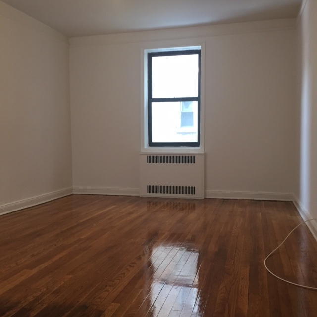 Apartment 66th Avenue  Queens, NY 11374, MLS-RD1905-9