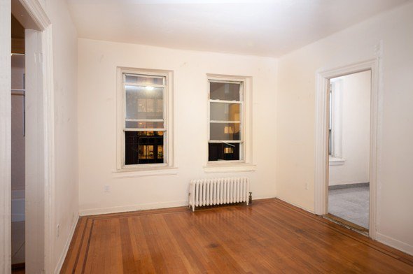 Apartment Bowne Street  Queens, NY 11355, MLS-RD1911-5