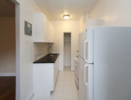 Apartment in Jackson Heights - 79th Street  Queens, NY 11372