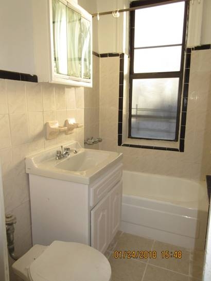 Apartment 33rd St  Queens, NY 11106, MLS-RD1914-2