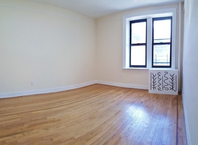 Apartment 96th Street  Queens, NY 11421, MLS-RD1924-3