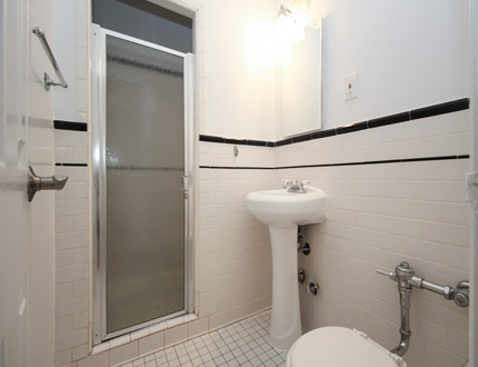 Apartment 35th Avenue  Queens, NY 11354, MLS-RD1953-12