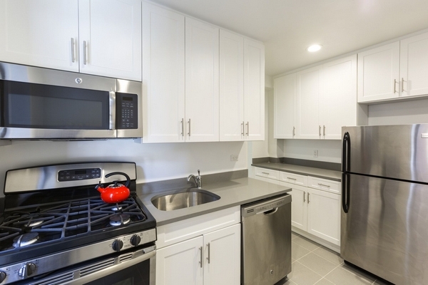 Apartment Saunders Street  Queens, NY 11374, MLS-RD1962-8