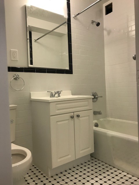 Apartment 150th Street  Queens, NY 11358, MLS-RD1969-6