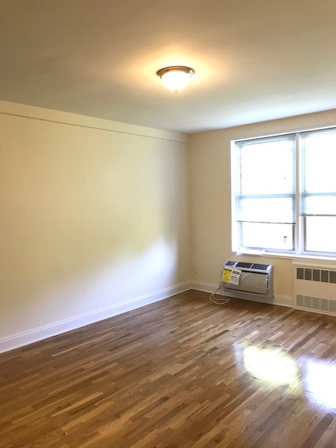 Apartment 150th Street  Queens, NY 11358, MLS-RD1969-8