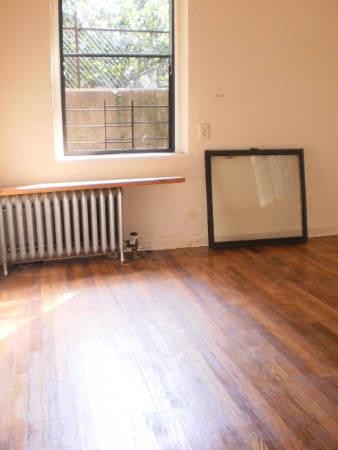 Apartment 48th Street  Queens, NY 11104, MLS-RD1974-8