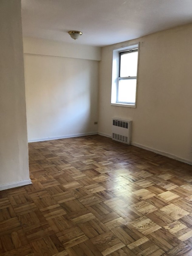Apartment 82nd Avenue  Queens, NY 11435, MLS-RD1999-3
