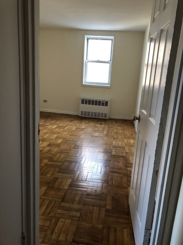 Apartment 82nd Avenue  Queens, NY 11435, MLS-RD1999-4