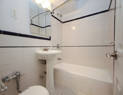 Apartment 68th Street  Queens, NY 11377, MLS-RD2005-7