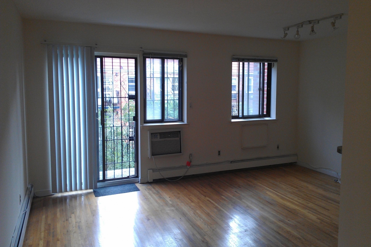 Apartment 72nd Road  Queens, NY 11375, MLS-RD2013-5