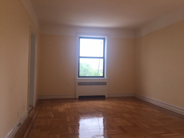 Apartment Austin Street  Queens, NY 11375, MLS-RD2059-2