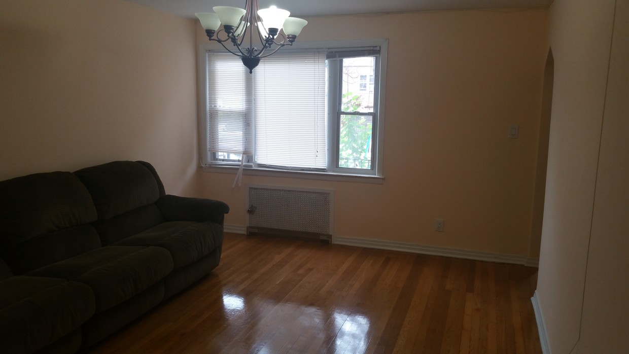 Apartment 62nd Road  Queens, NY 11375, MLS-RD2143-10