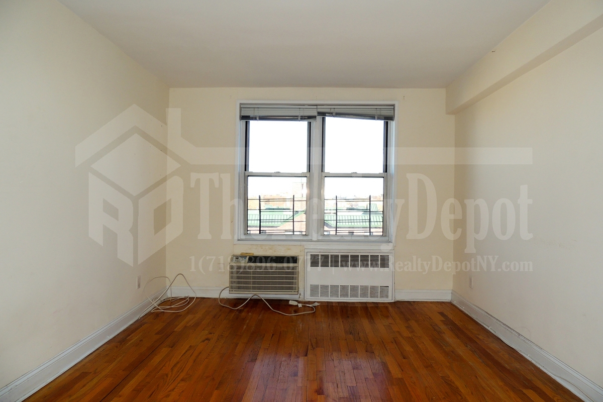 Apartment 150th Street  Queens, NY 11358, MLS-RD2163-4