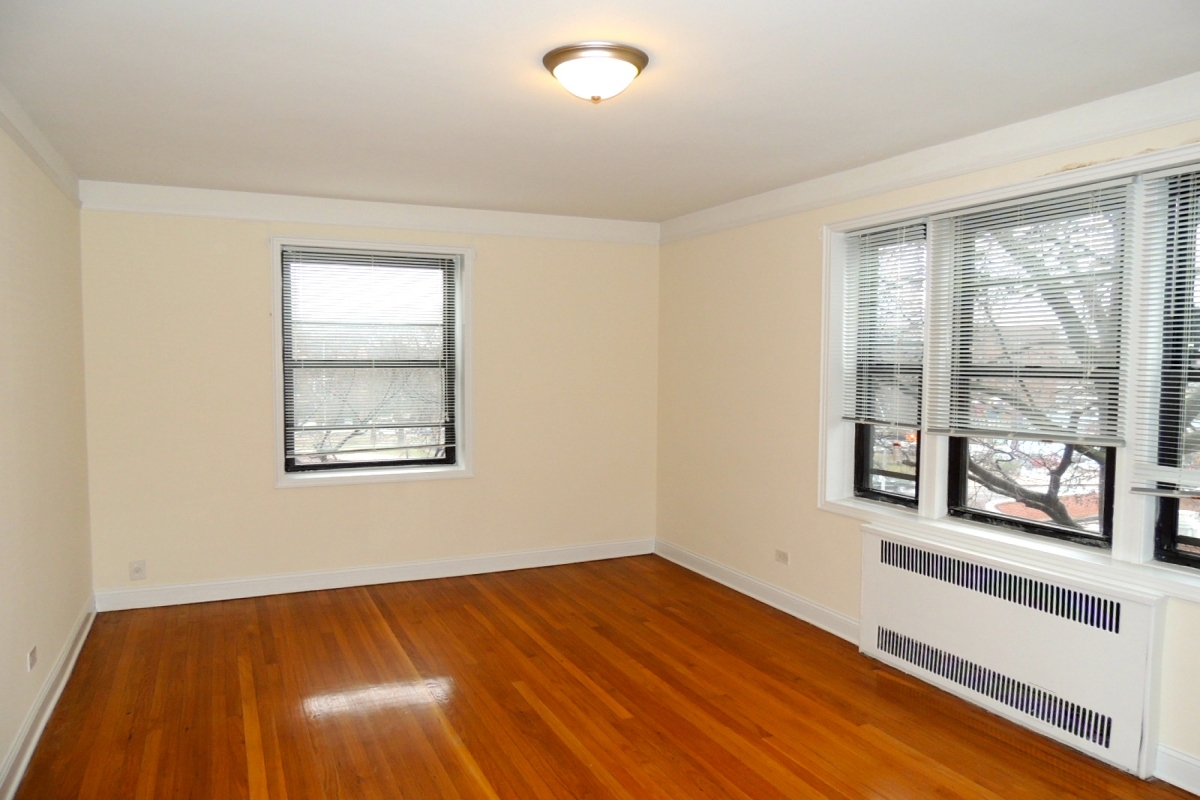 Apartment Wexford Terrace  Queens, NY 11432, MLS-RD2215-7