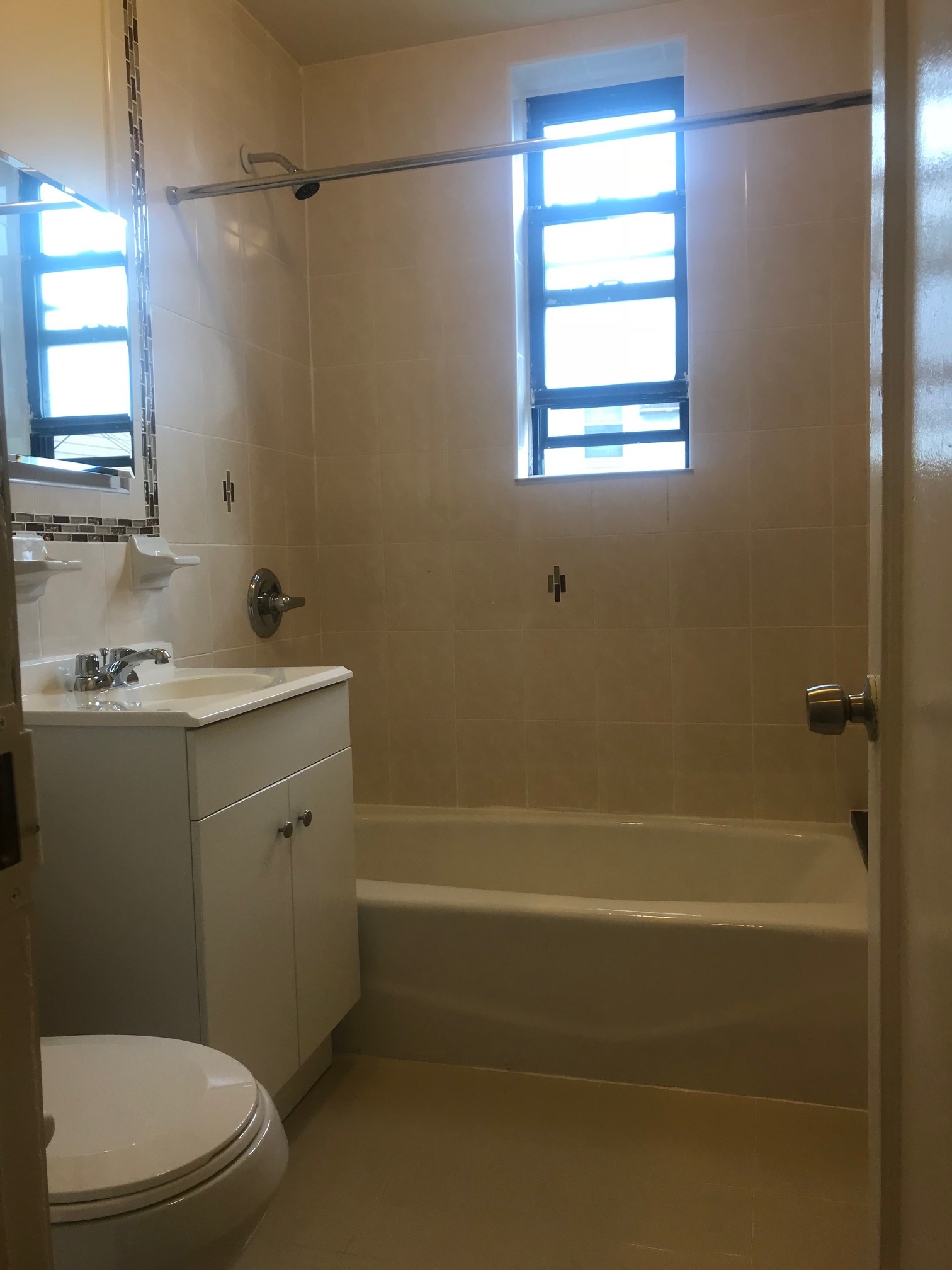 Apartment in Rego Park - Saunders Street  Queens, NY 11374