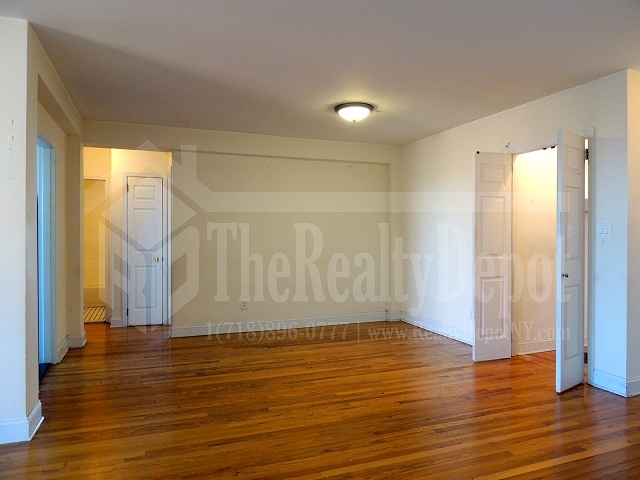 Apartment 150th Street  Queens, NY 11358, MLS-RD2317-3