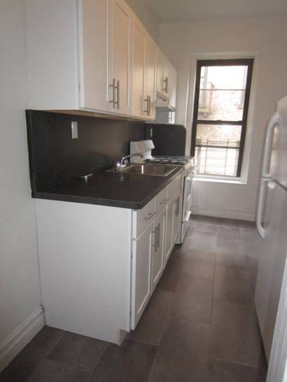 Apartment Elmhurst Avenue  Queens, NY 11373, MLS-RD2343-3