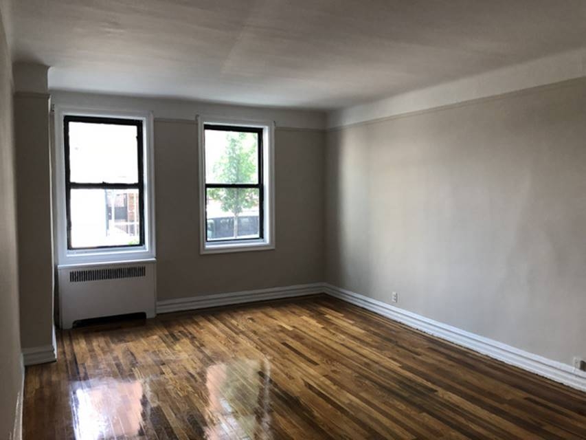 Apartment 30th Road  Queens, NY 11102, MLS-RD2398-3