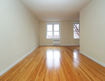 Apartment Parsons Boulevard  Queens, NY 11354, MLS-RD2430-4