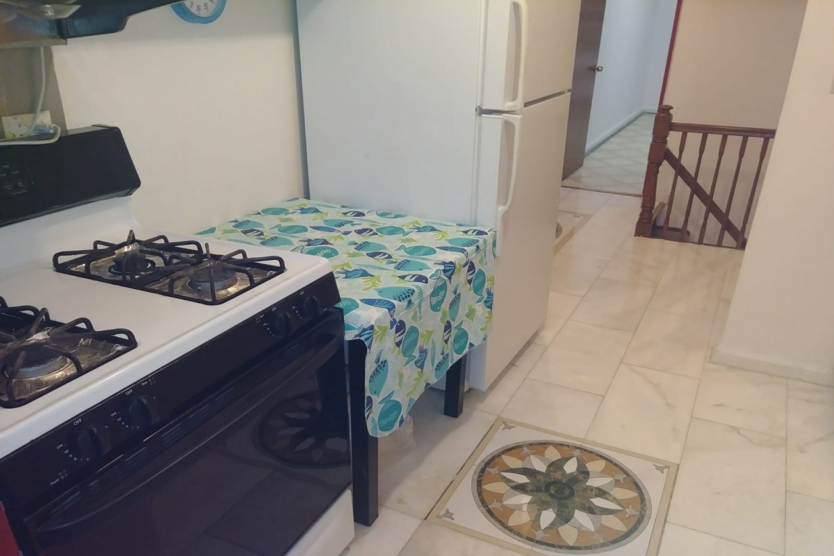 Apartment in Bayside - 207th Street  Queens, NY 11364