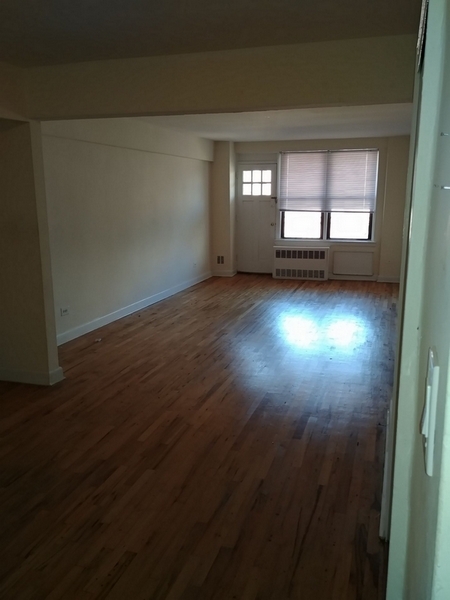 Apartment 45th Avenue  Queens, NY 11355, MLS-RD2537-8