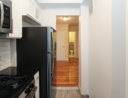Apartment in Flushing - Parsons Boulevard  Queens, NY 11354
