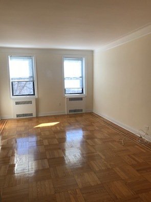 Apartment Highland Avenue  Queens, NY 11432, MLS-RD2710-5