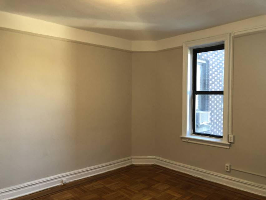 Apartment Woodhaven Blvd  Queens, NY 11421, MLS-RD2776-4