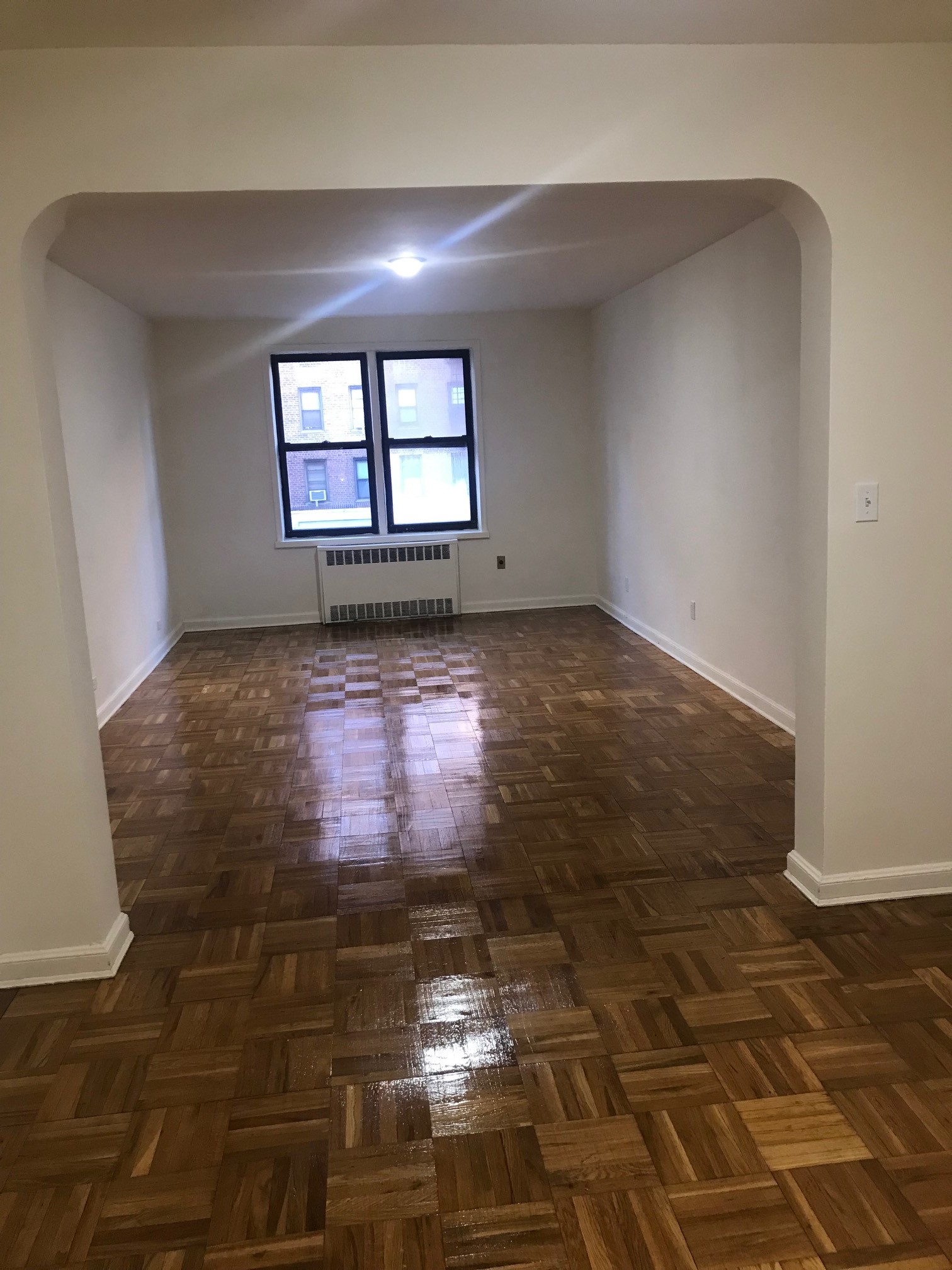 Apartment in Rego Park - Wetherole Street  Queens, NY 11374