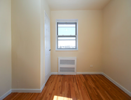 Apartment 34th Avenue  Queens, NY 11354, MLS-RD2843-7