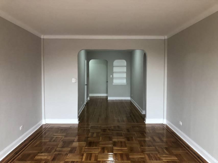 Apartment Hampton Street  Queens, NY 11373, MLS-RD2858-8