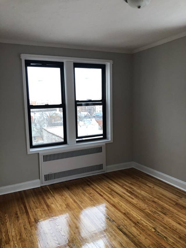 Apartment Hampton Street  Queens, NY 11373, MLS-RD2858-16