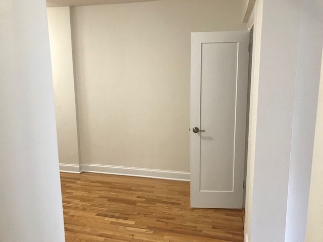 Apartment Pershing Crescent  Queens, NY 11435, MLS-RD2883-3