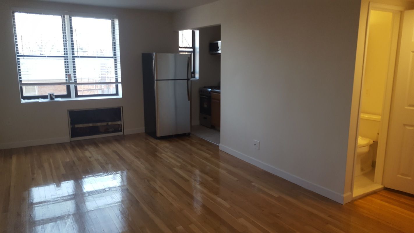 Apartment Hoover Avenue  Queens, NY 11435, MLS-RD2886-2