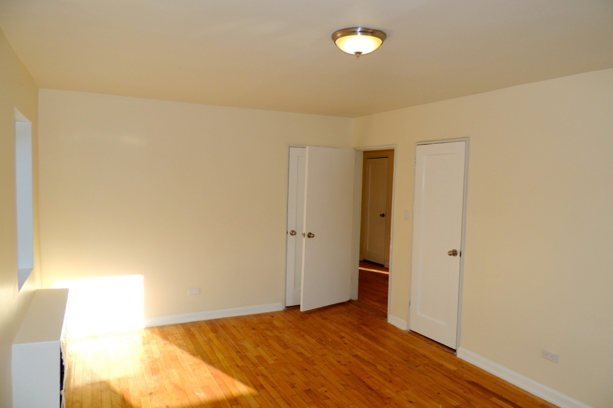 Apartment 153rd Street  Queens, NY 11367, MLS-RD2888-3