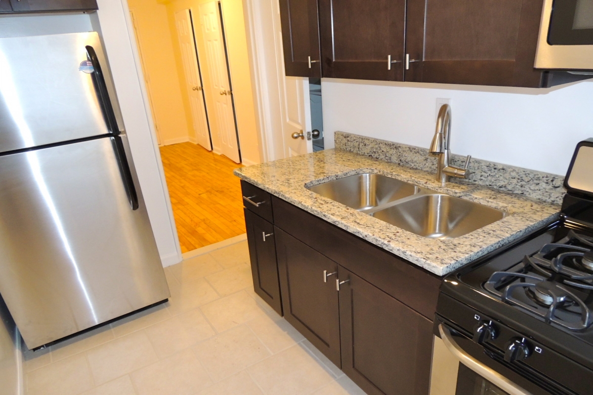 Apartment in Kew Garden Hills - 75th Avenue  Queens, NY 11367