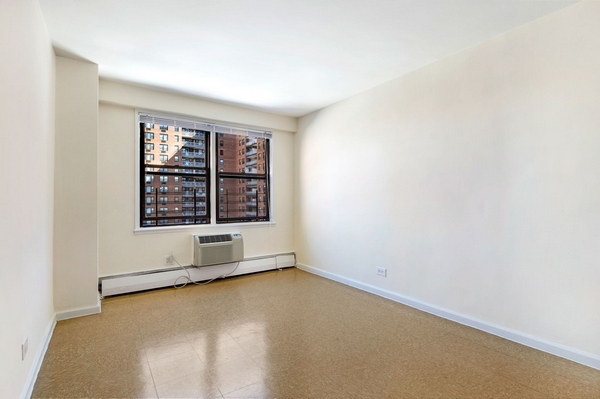 Apartment Horace Harding Expy  Queens, NY 11368, MLS-RD2922-2