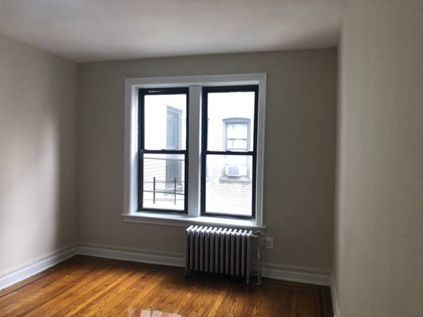 Apartment 44th Street  Queens, NY 11104, MLS-RD2941-4