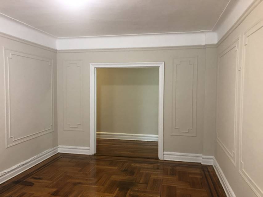 Apartment Forest Parkway  Queens, NY 11421, MLS-RD2942-4