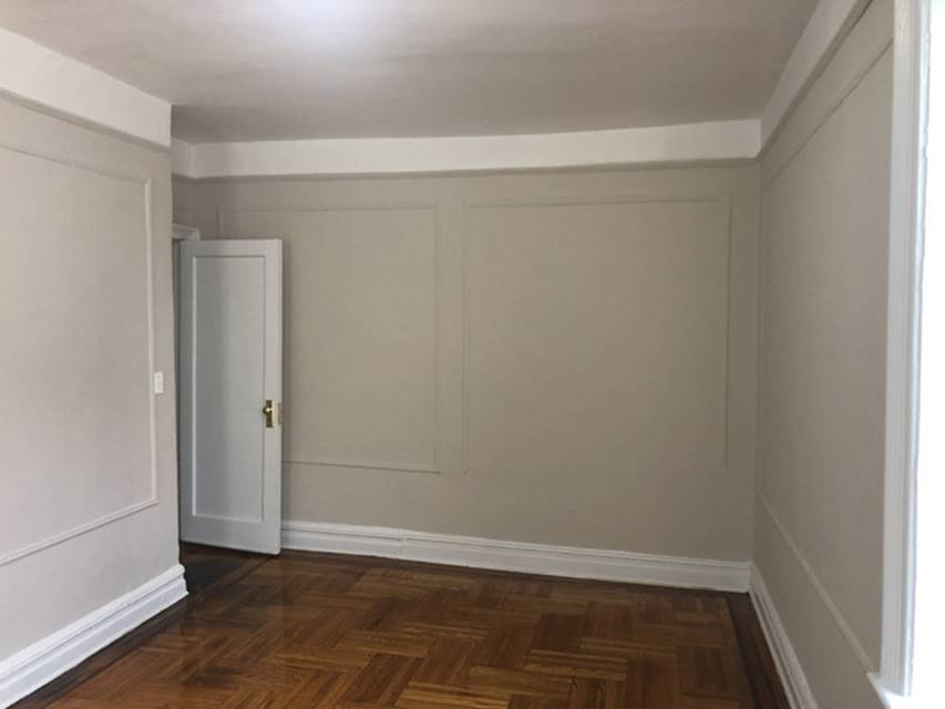 Apartment Forest Parkway  Queens, NY 11421, MLS-RD2942-10