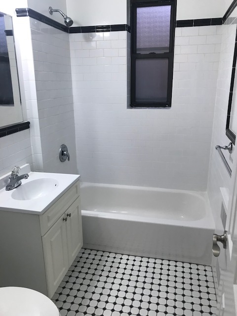 Apartment Wexford Terrace  Queens, NY 11432, MLS-RD2953-4